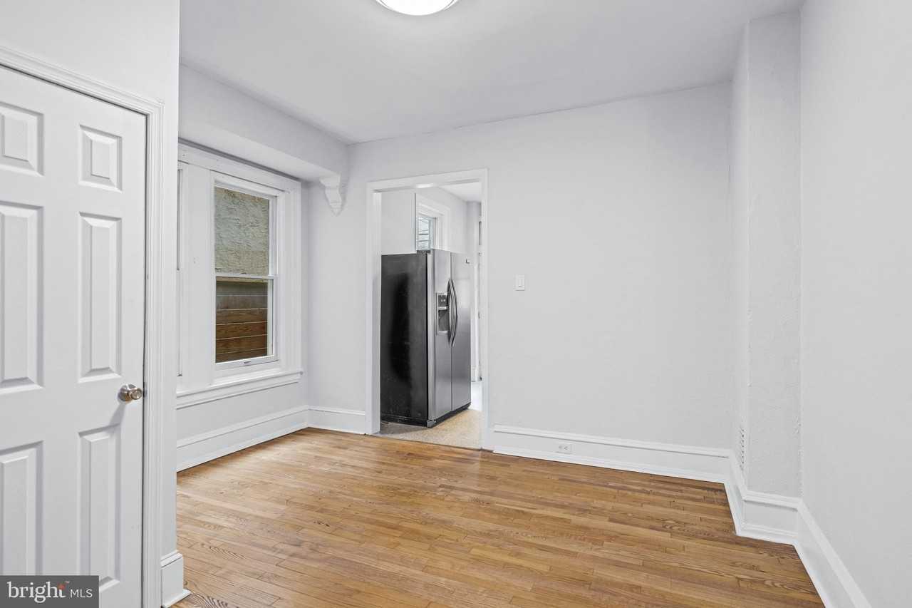 2303 Christian St Unit 1 #1 - Photo 5 of 21