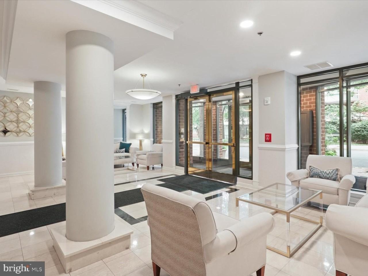 1045 N Utah St Unit 2-207 #2-207 - Photo 6 of 44