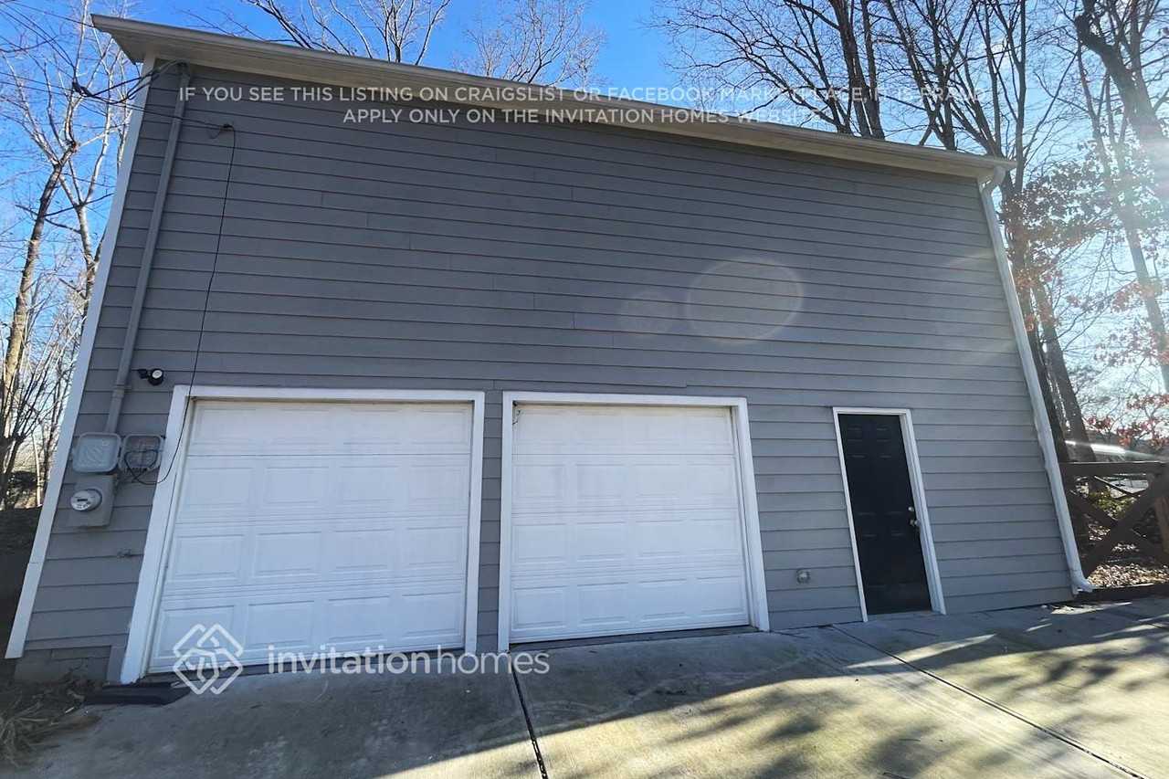 190 Lakeview Ter - Photo 2 of 27