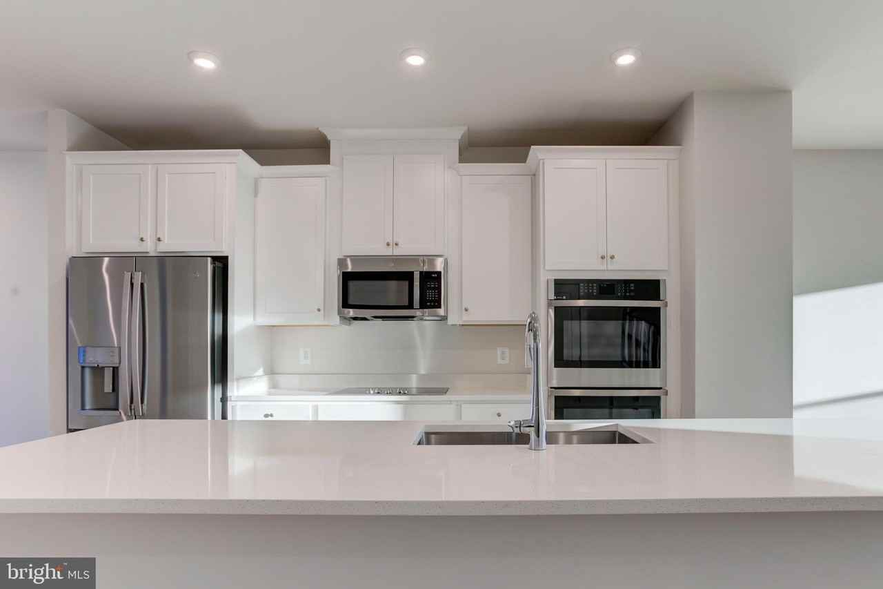 Archer Ct - Photo 3 of 31