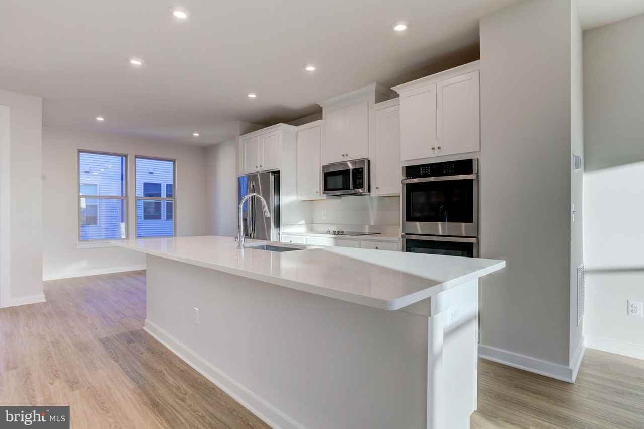 Archer Ct - Photo 5 of 31