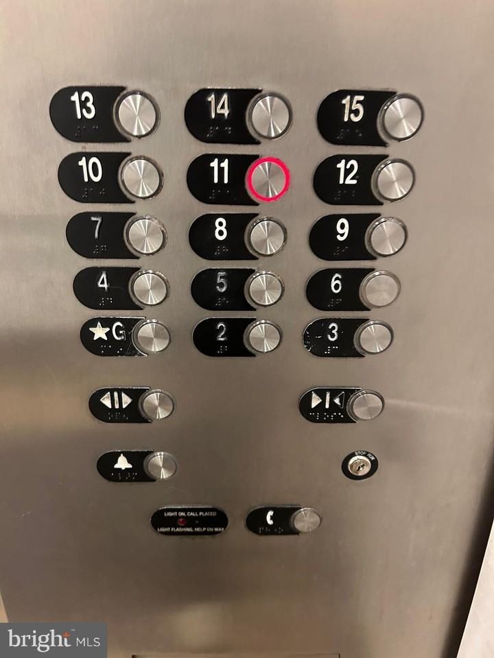 2726 Gallows Rd Apt 1104 #1104 - Photo 6 of 37