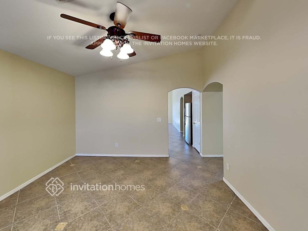 22059 W Solano Dr - Photo 5 of 15