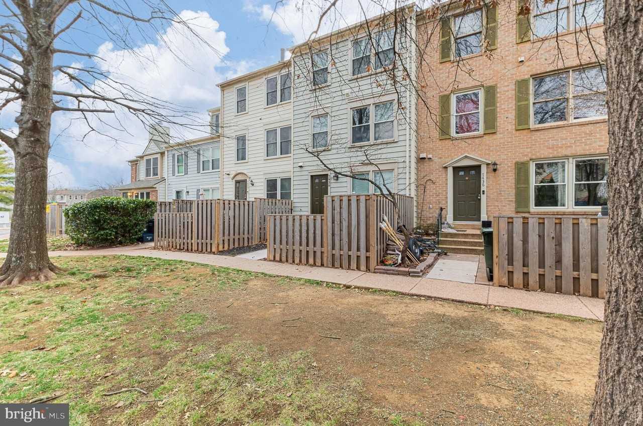 7438 Emerald Dr - Photo 2 of 29