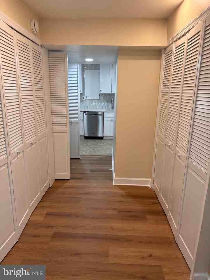 14789 Edison Ct - Photo 3 of 16