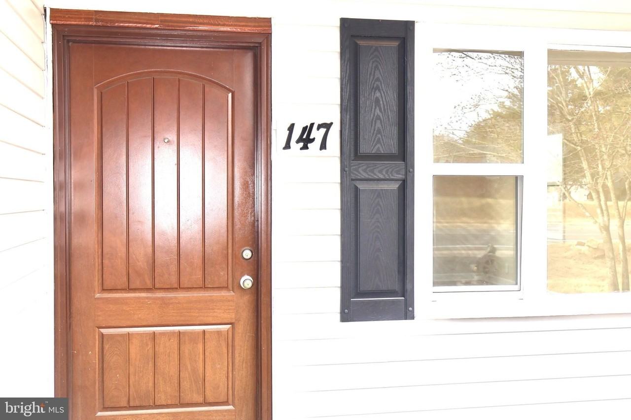 147 Deacon Rd - Photo 6 of 50