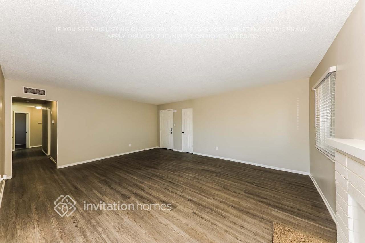 321 W Hacienda Dr - Photo 5 of 17