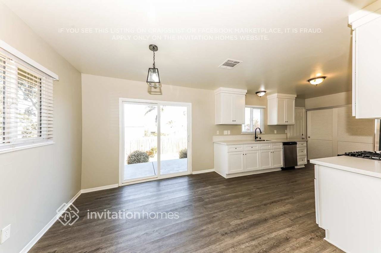 321 W Hacienda Dr - Photo 6 of 17