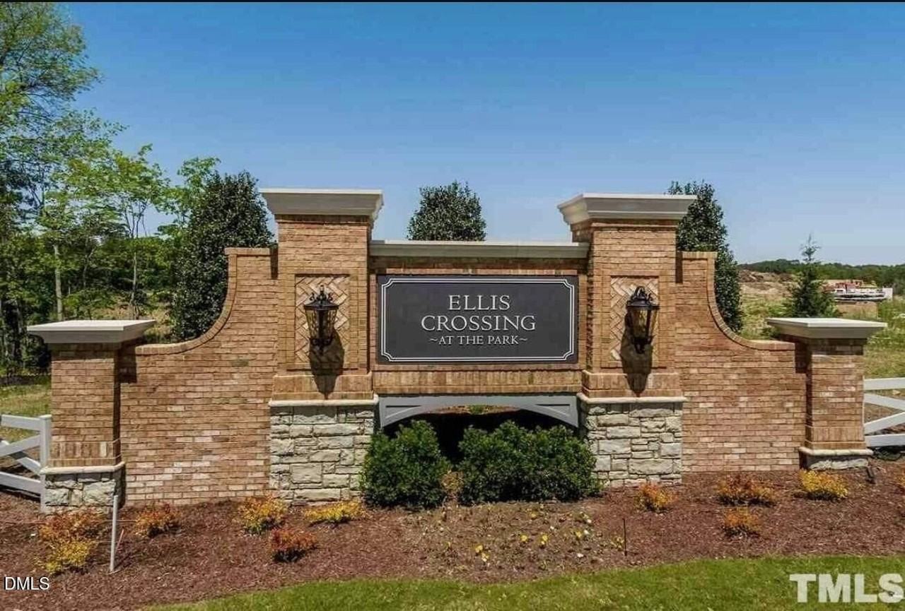 1027 Islip Pl - Photo 6 of 14