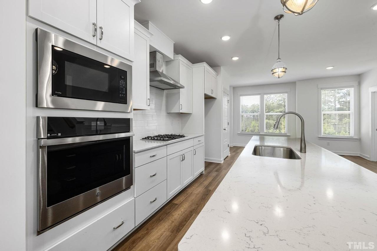 1239 Corkery Ridge Ct - Photo 5 of 33