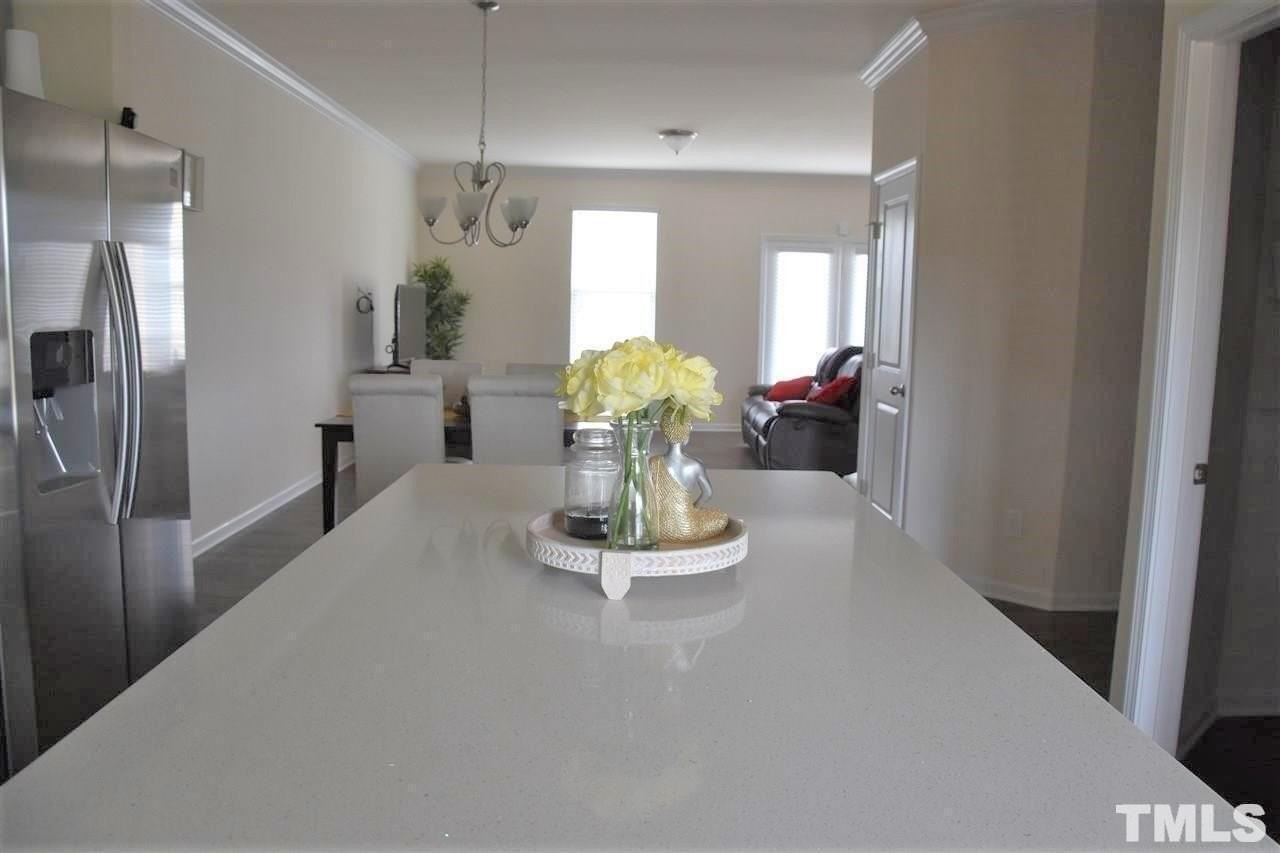 2231 Chattering Lory Ln - Photo 7 of 39