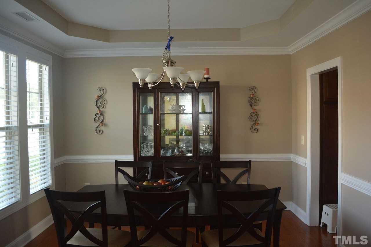 3913 Wedonia Dr - Photo 2 of 27