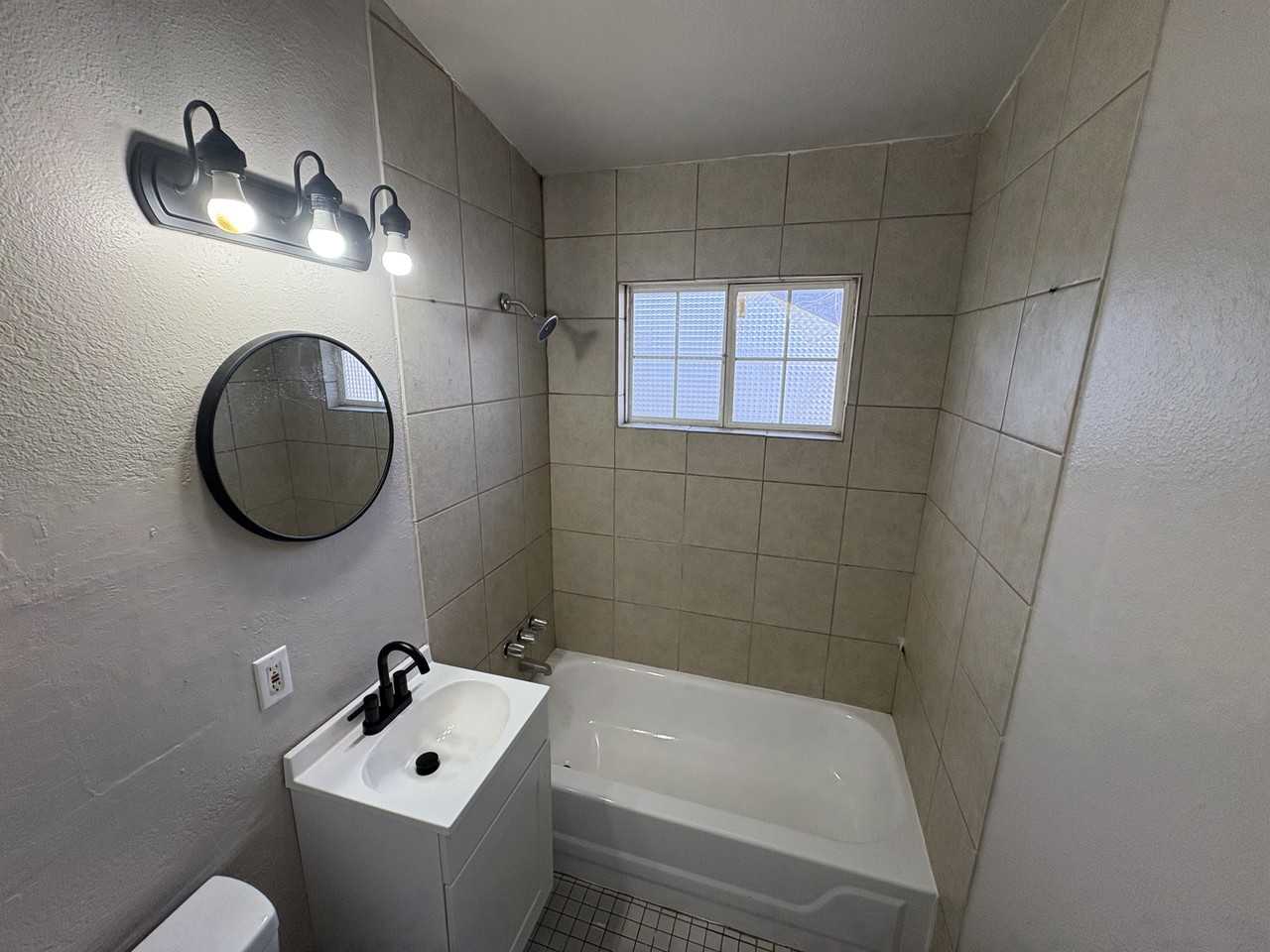 2821 E 40th Pl N #1 - Photo 6 of 8