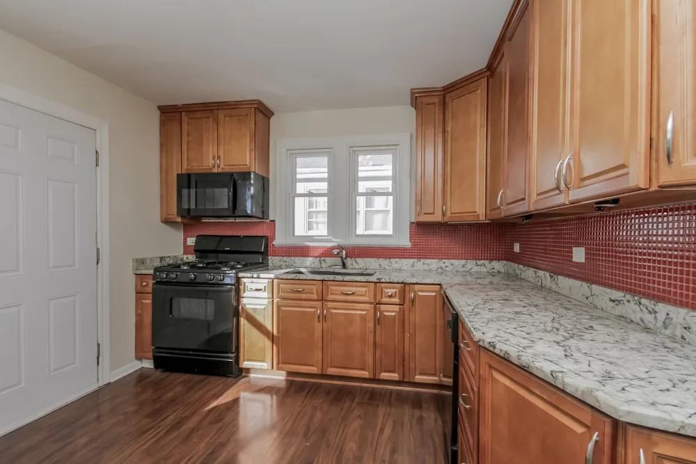 9328 South 54th Court - Photo 3 of 11