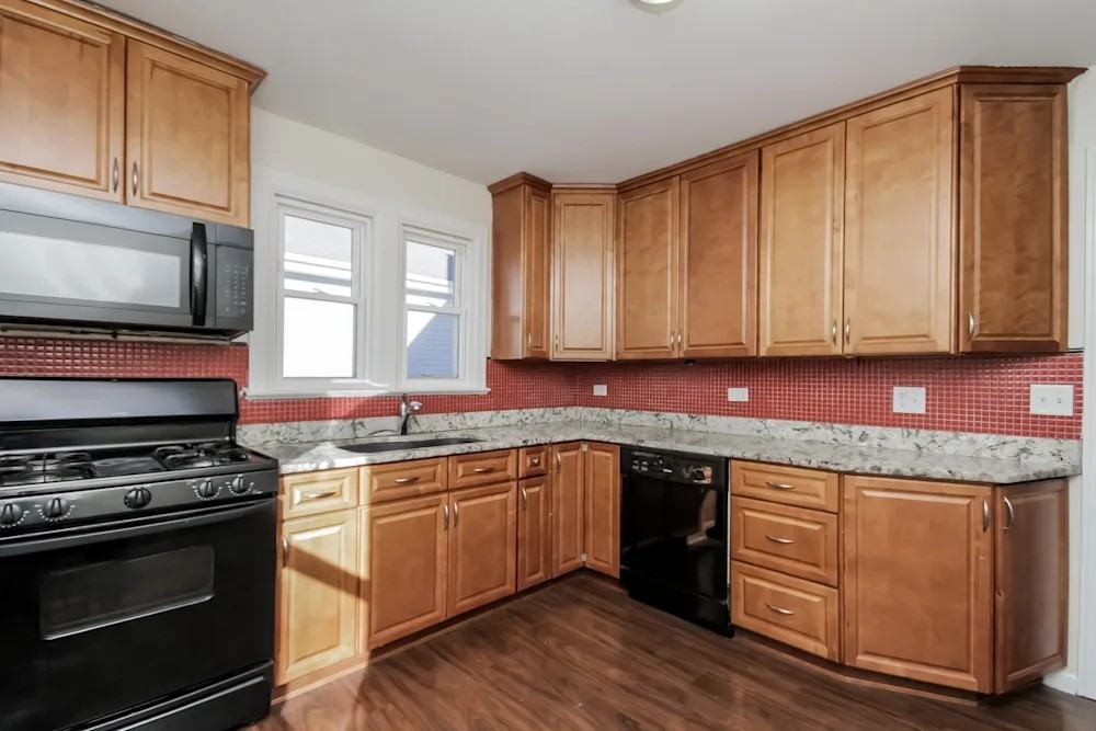 9328 South 54th Court - Photo 5 of 11