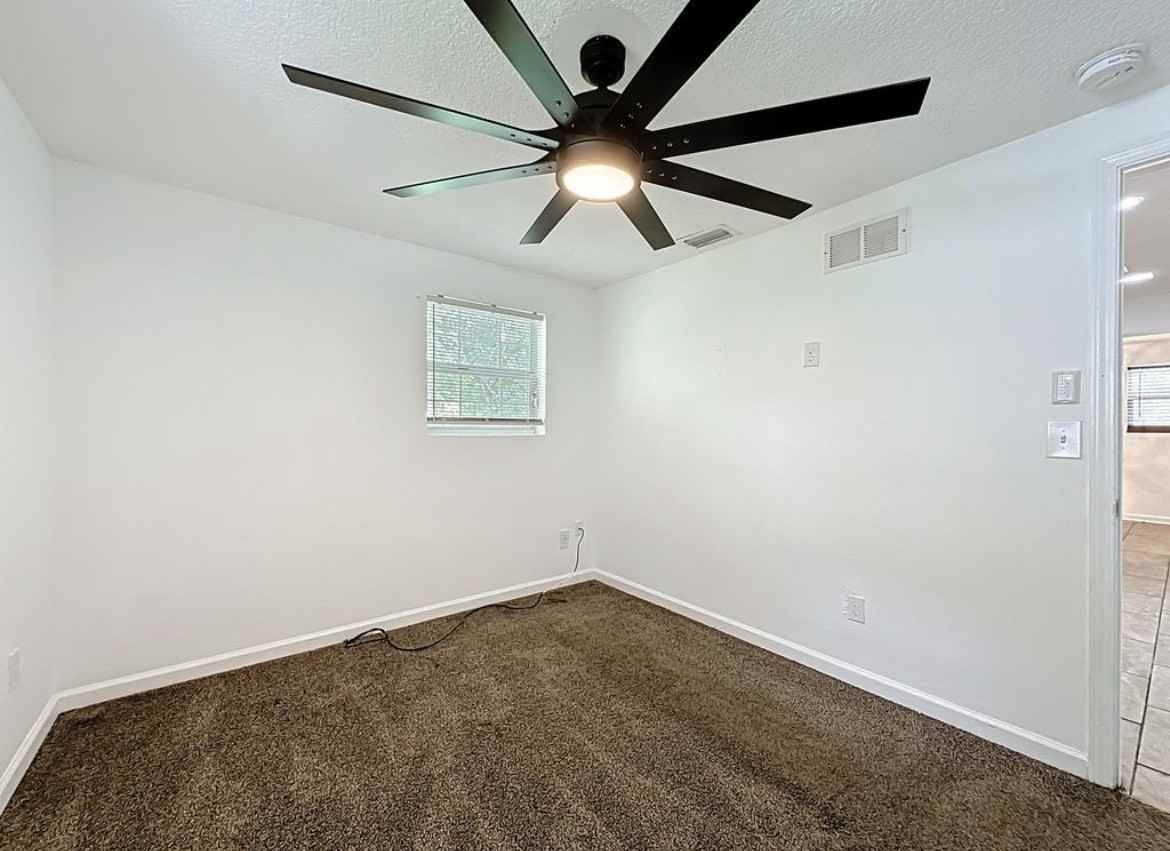 2842 Lucoma Dr #1 - Photo 7 of 8