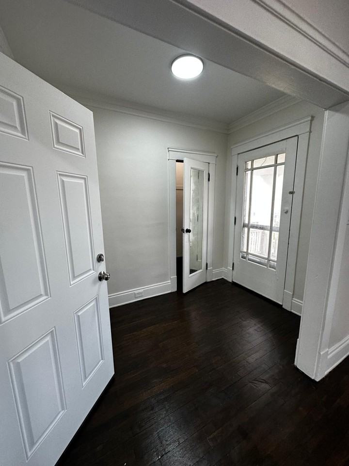 10601 Almira Ave #2 - Photo 7 of 16