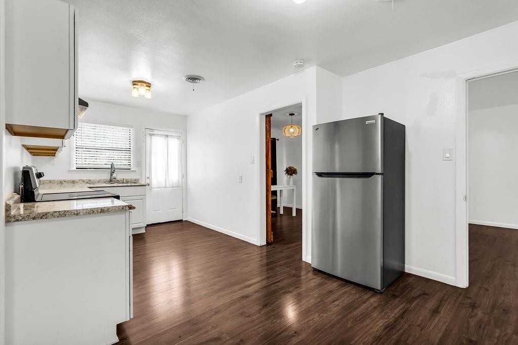 9440 Magnolia Rd - Photo 6 of 30