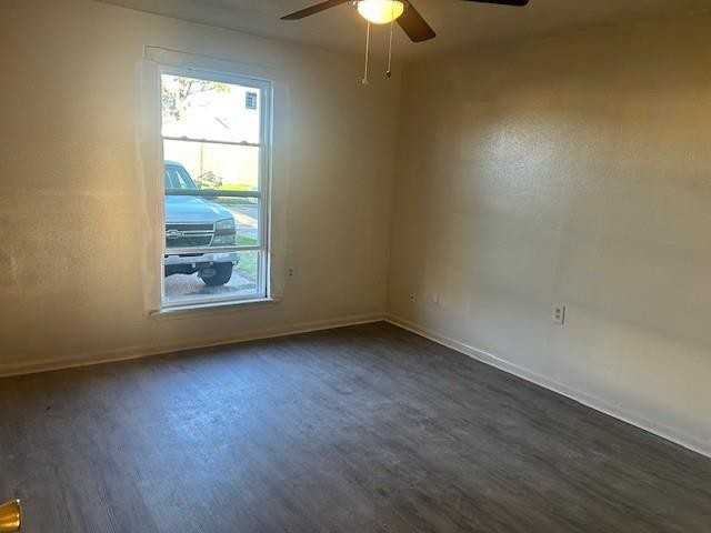 7818 Sand St - Photo 6 of 11