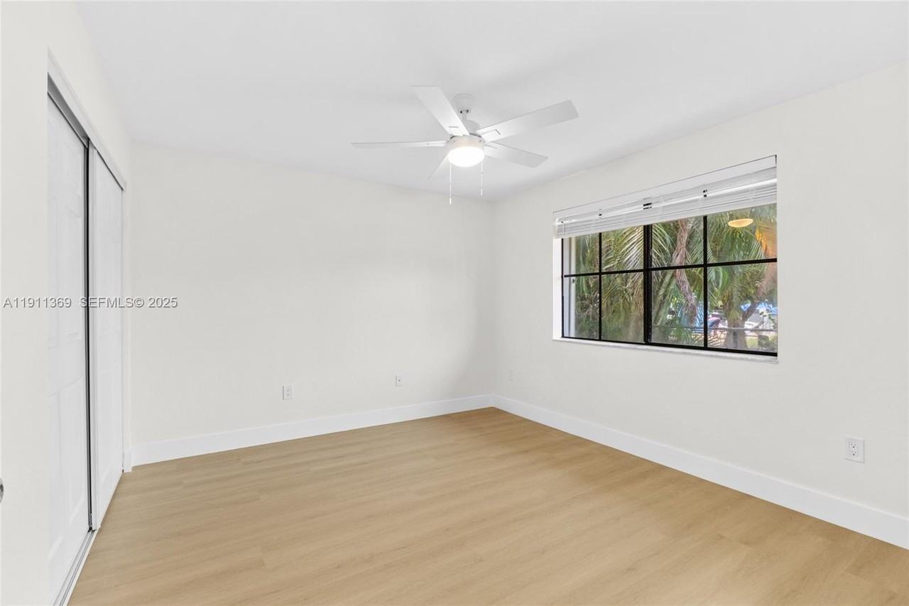 5629 Taft Street - Photo 2 of 16