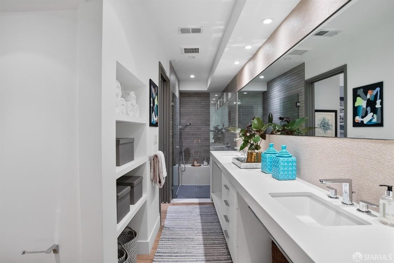 2830 22nd St #3 - Photo 5 of 10