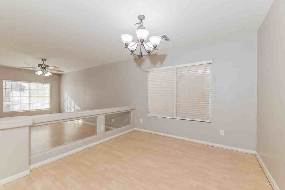 896 Eureka Falls Ct - Photo 6 of 17