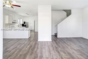 5610 Southwest 43rd Street - Photo 3 of 21