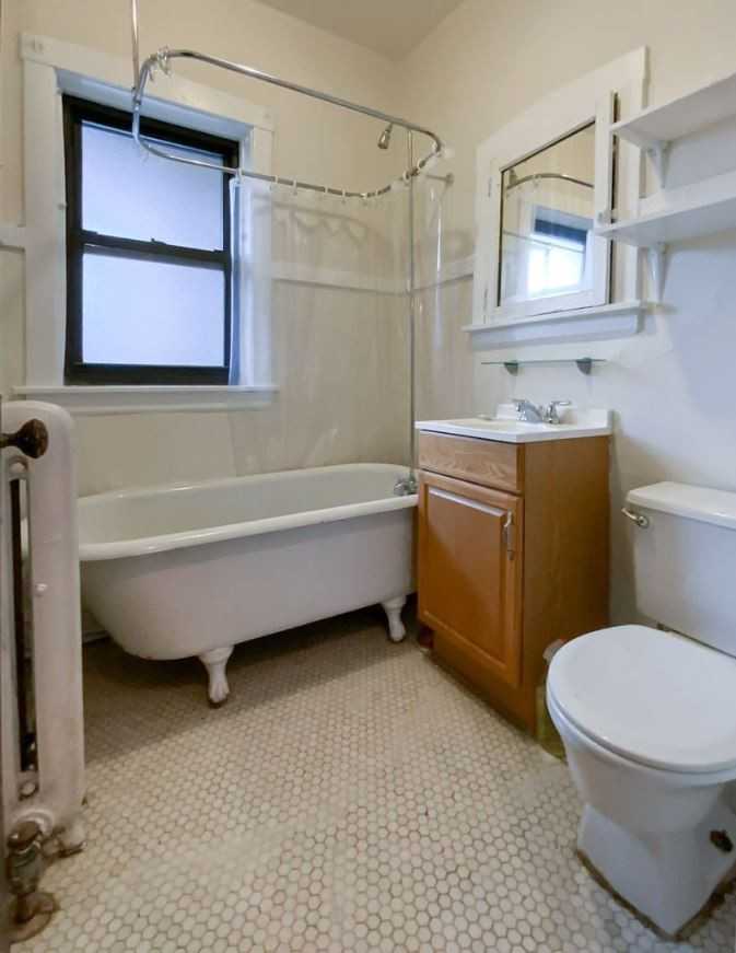 N Rockwell St & W Lawrence Ave - Photo 5 of 6