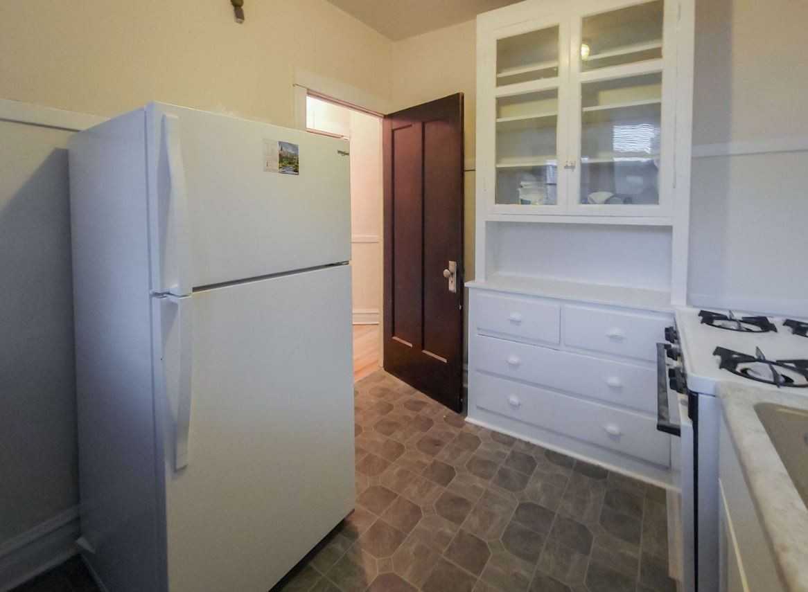 N Rockwell St & W Lawrence Ave - Photo 2 of 6