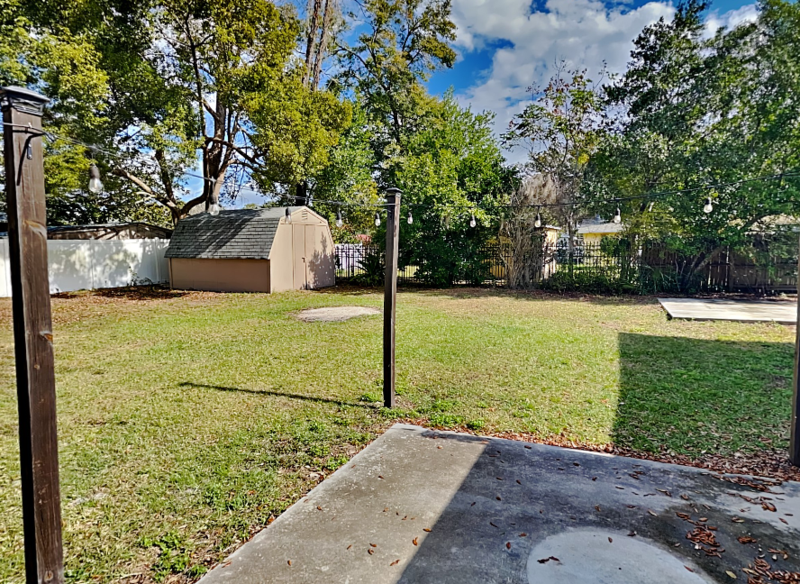 241 W Citrus St - Photo 3 of 26