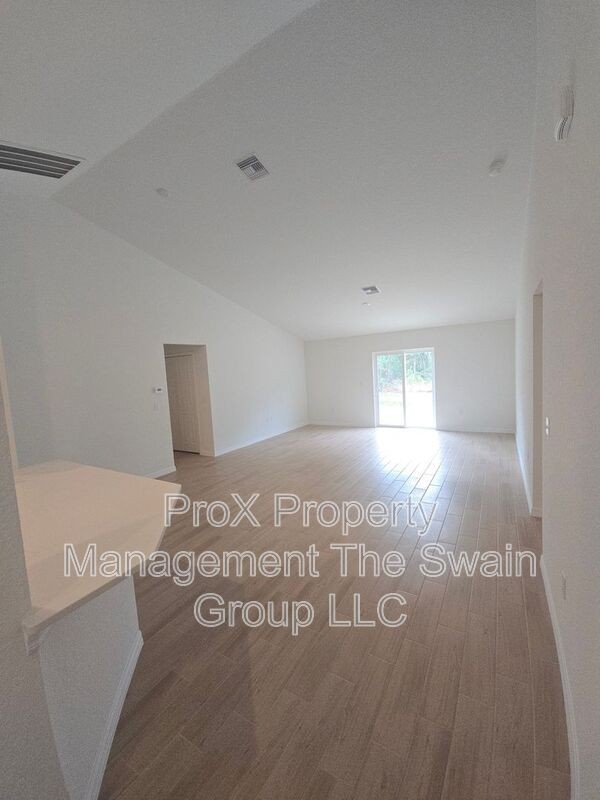 4613 Boston St - Photo 6 of 16