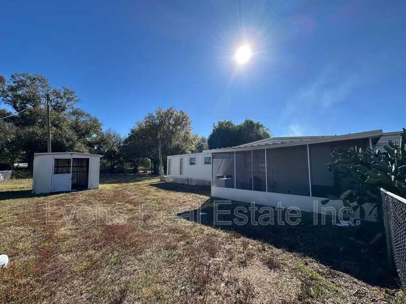 7891 Suncoast Dr - Photo 2 of 12