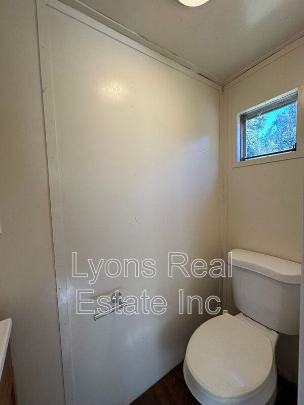 7849 Suncoast Dr - Photo 6 of 13