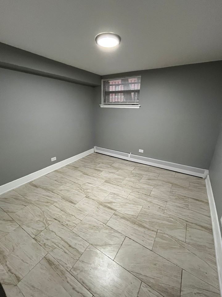 821 East 46th Street - Photo 7 of 10