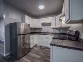 featured image of 1104 N Walnut St #F