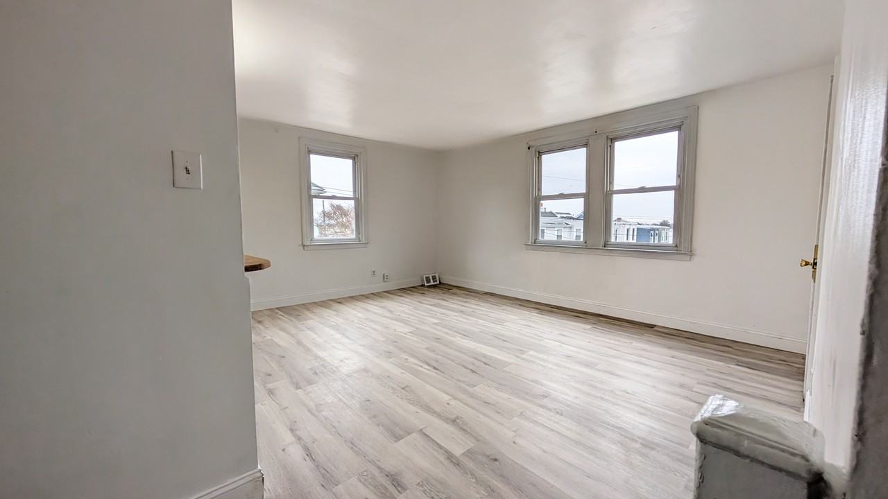 3811 Berkley Avenue #fl 2 - Photo 3 of 26