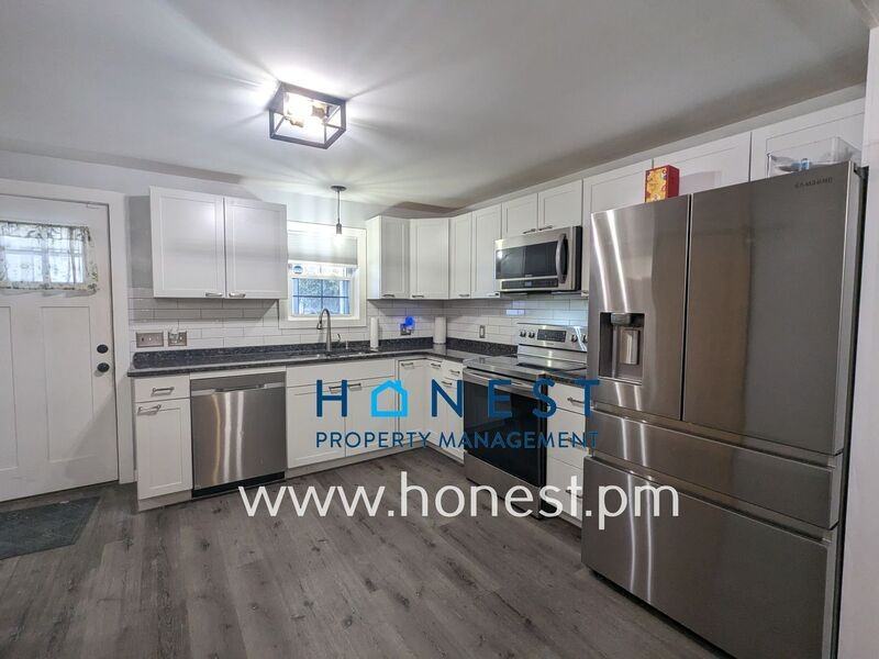 162 College Ave - Photo 4 of 50