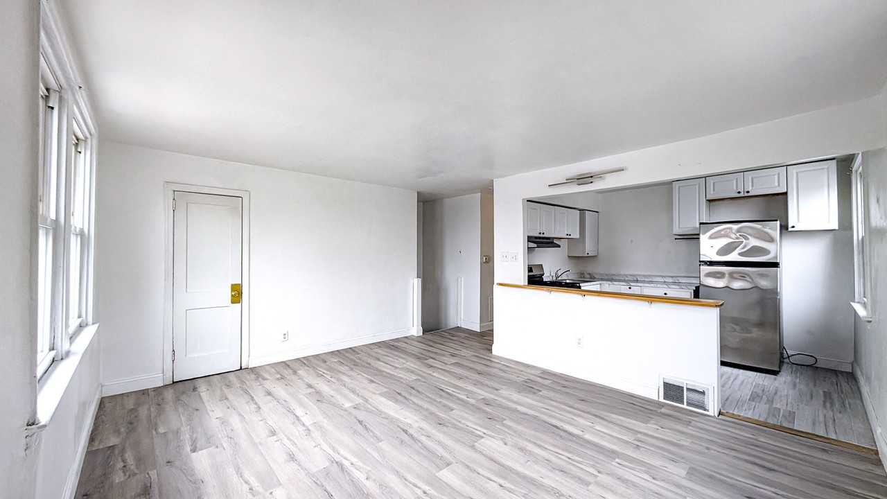 3811 Berkley Avenue #fl 2 - Photo 4 of 26