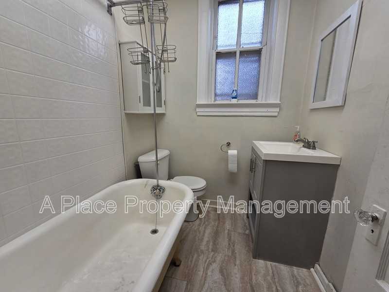 2920 Virginia Ave - Photo 6 of 9