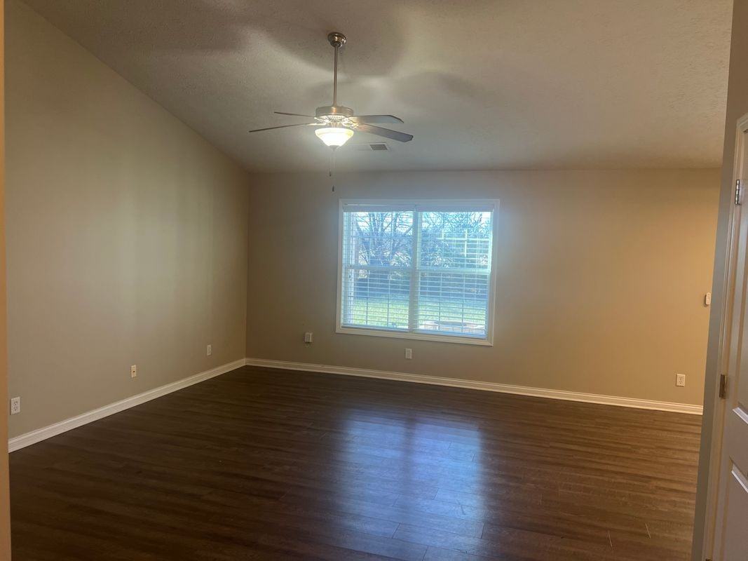 4903 Penrose Dr - Photo 4 of 14