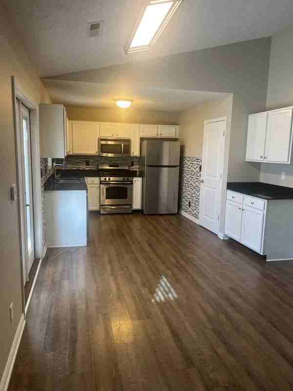 4903 Penrose Dr - Photo 6 of 14