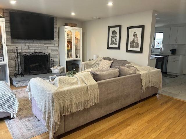 3 Crestwood Dr - Photo 5 of 20