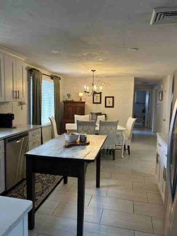 3 Crestwood Dr - Photo 7 of 20