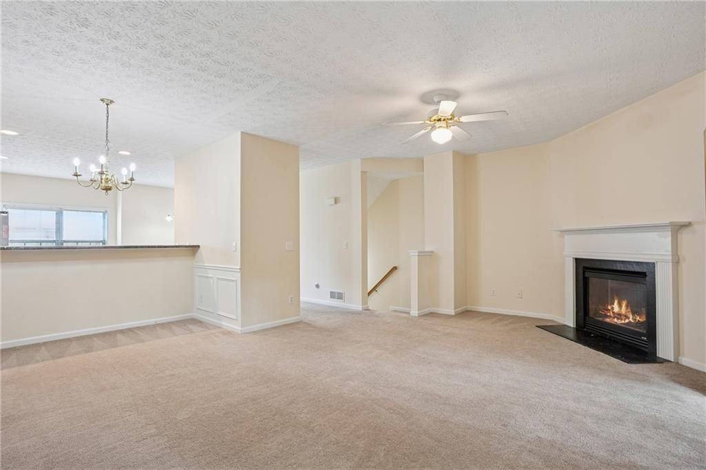 529 Lantern Wood Dr - Photo 5 of 27