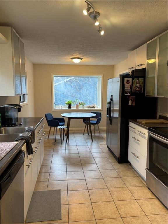 1756 Pierce Arrow Pkwy - Photo 4 of 20