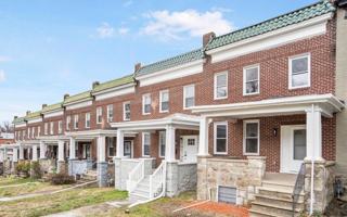 featured image of 2307 N Ellamont St