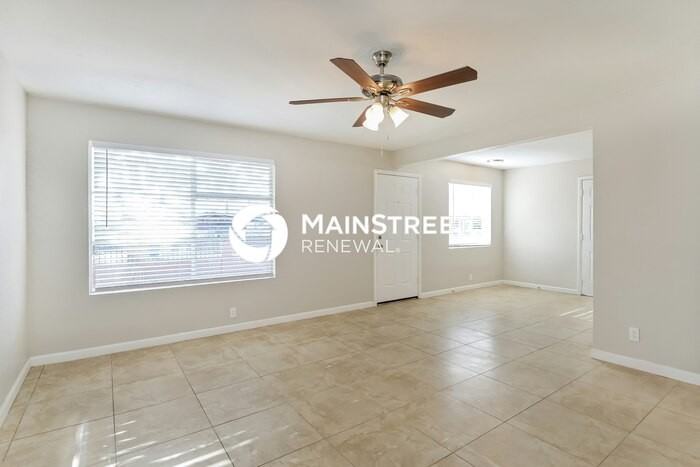 3701 E Dover Stra - Photo 3 of 16