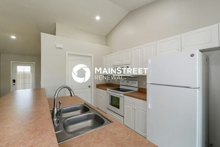 2428 Ne 1st Ave - Photo 5 of 16