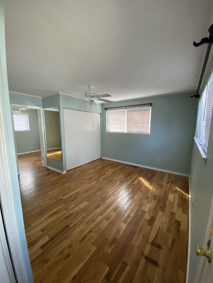 6709 Rockwood Rd - Photo 4 of 12