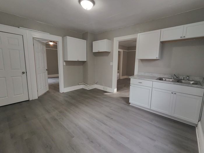 1415 Magnolia St #1 - Photo 7 of 29